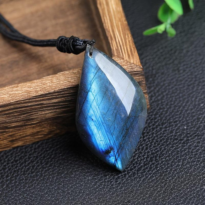 Magický Mesiacový Kameň Náhrdelník