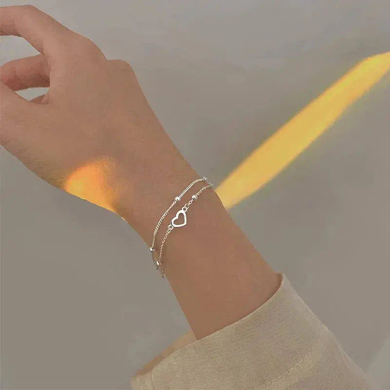 Nastaviteľný strieborný náramok srdce