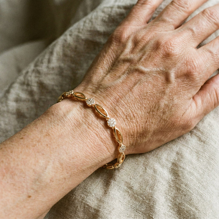 Elegantná Náramok Pozlátený