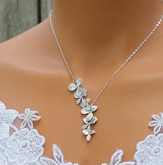 Náhrdelník a Náušnice Petal z Striebra