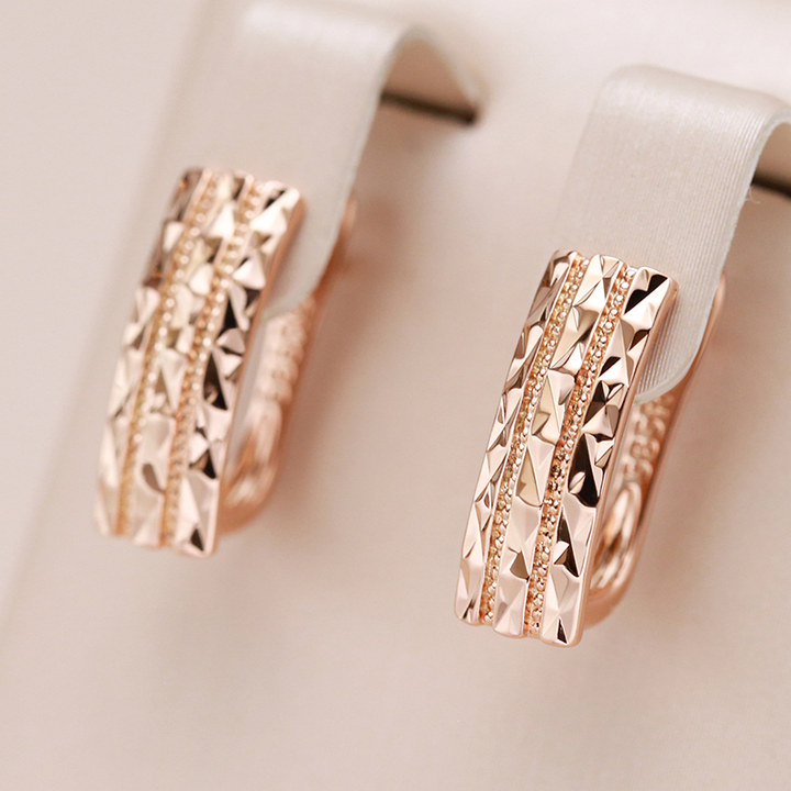 Elegantné Náušnice z Gold
